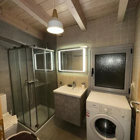 Apartman Zea *